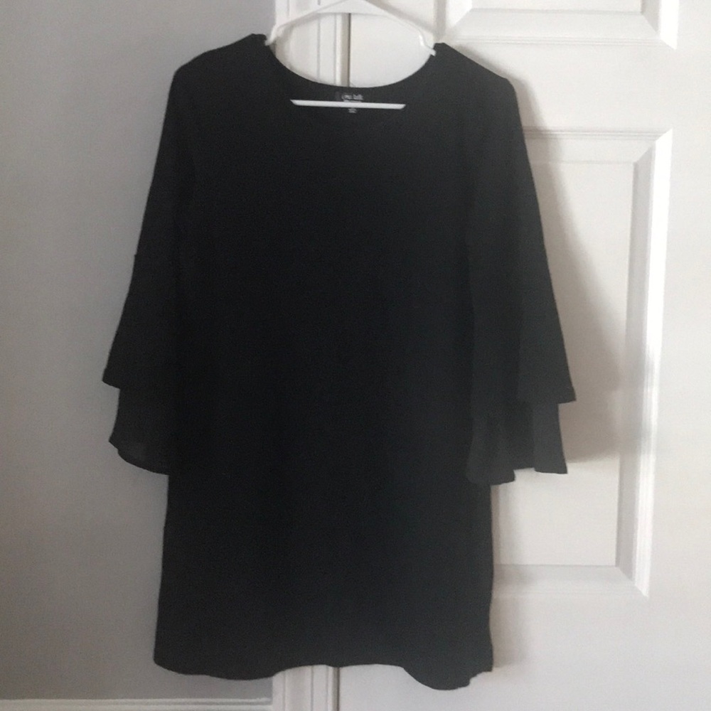 Black Bell-Sleeve Shift Dress